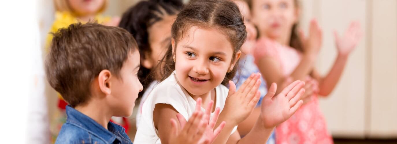 kids clapping their hands